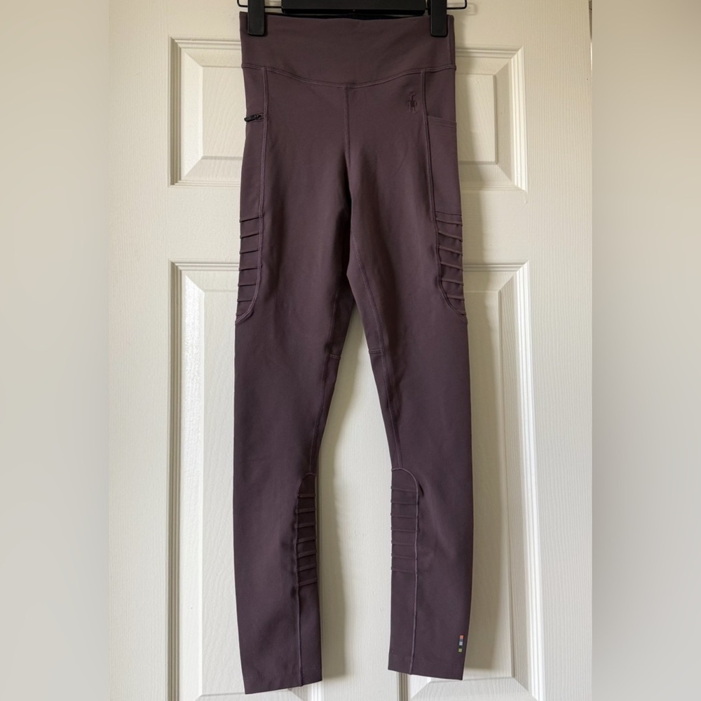 Smartwool Women's Leggings in Mauve Plum